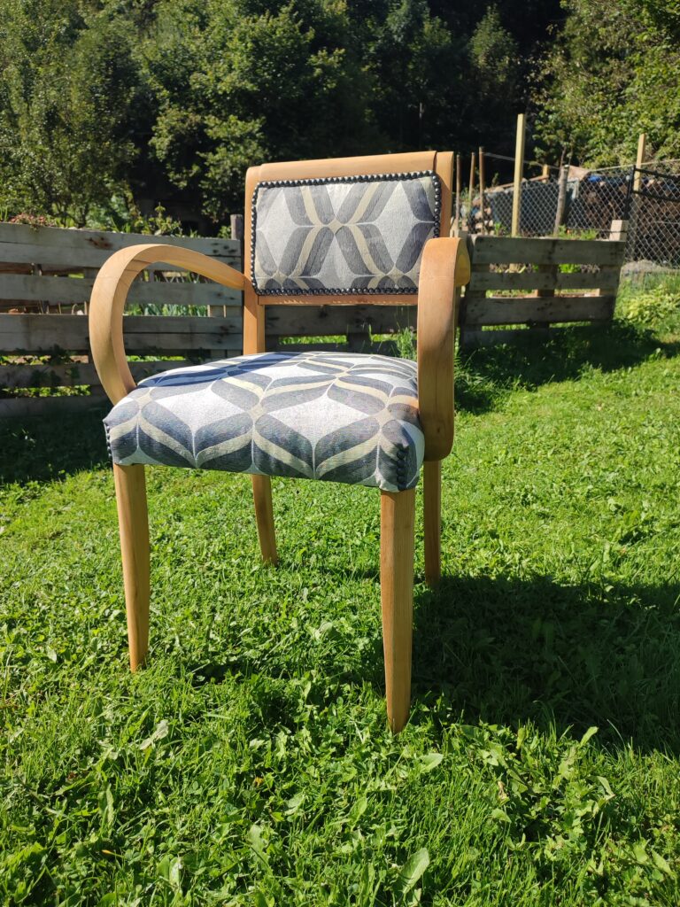 Tapissier en siège - Bridge