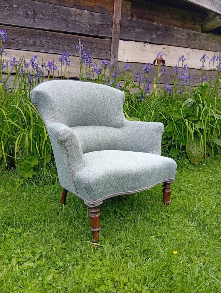 Rénovation d'un fauteuil crapaud - tapissier en siège